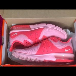 Women’s Nike Air Max sequent 3